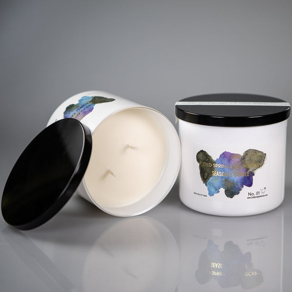 AUTUMN SEASONAL CANDLE No. 1- BURNT LEAVES